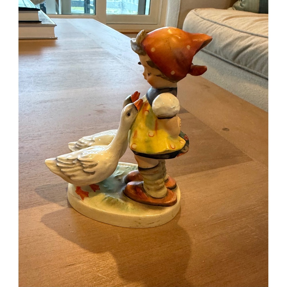 Vintage Hummel Goebel Figurine "Goose Girl" 47/0 Made in W.Germany